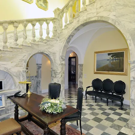 Della Pergola Relais Et Chateaux 알라시오