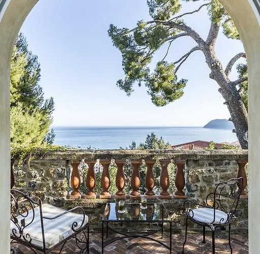 Della Pergola Relais Et Chateaux