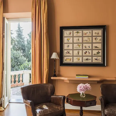 Szálloda Della Pergola Relais Et Chateaux
