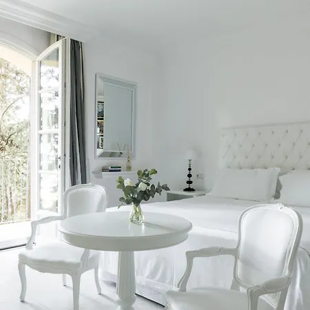 Hotel Della Pergola Relais Et Chateaux