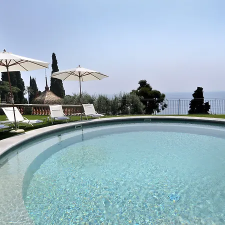 Della Pergola Relais Et Chateaux 3*