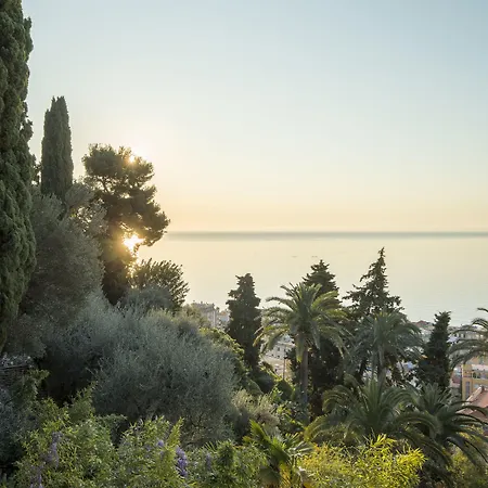 فندق Della Pergola Relais Et Chateaux