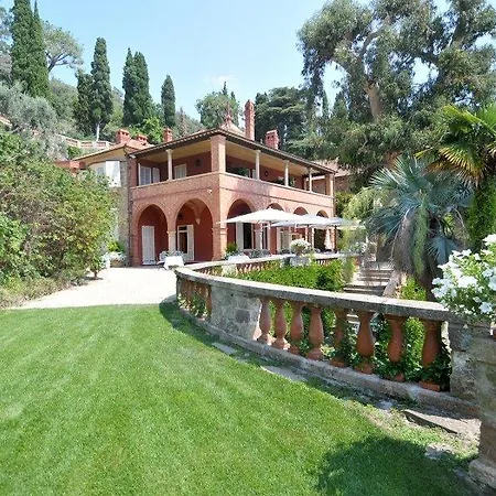 Szálloda Della Pergola Relais Et Chateaux 3*
