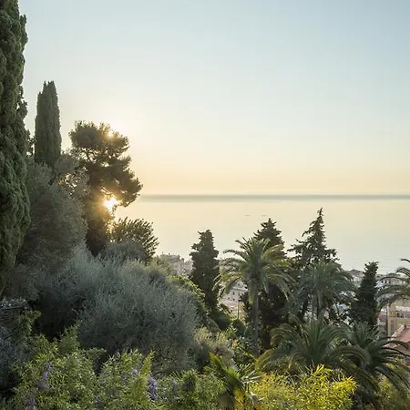 Szálloda Della Pergola Relais Et Chateaux