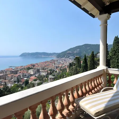Della Pergola Relais Et Chateaux Szálloda 3*