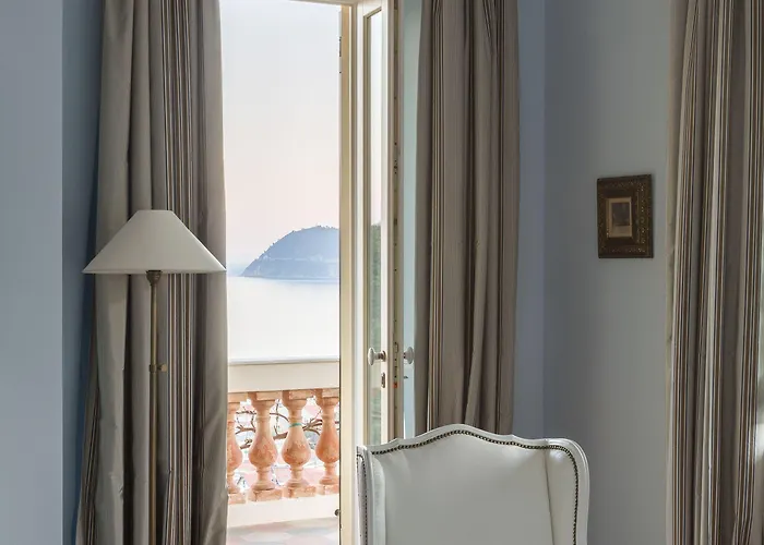 Della Pergola Relais Et Chateaux 5*